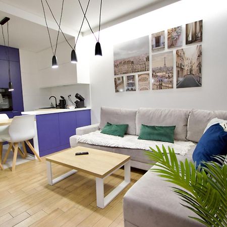Wola Blue Modern Apartment Varsóvia Exterior foto